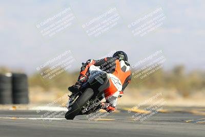 media/Jan-10-2025-CVMA Friday Practice (Fri) [[489e0da257]]/Group 4 and Trackday/Session 4 (Turn 16)/